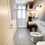 Апартаменты Chic Riverside 3-room Next To San Niccolo