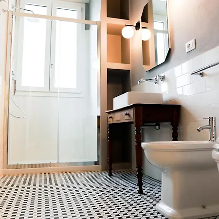 Chic Riverside 3-room Next To San Niccolo Lejlighed