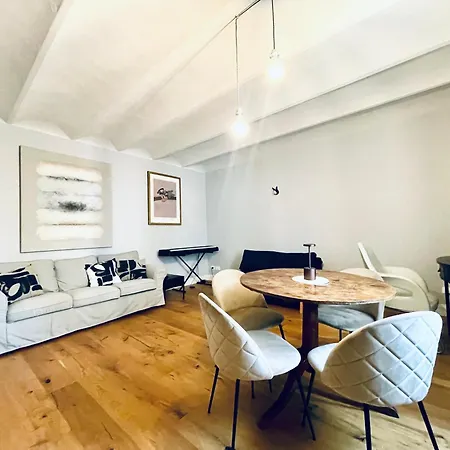 Chic Riverside 3-room Next To San Niccolo Lejlighed *