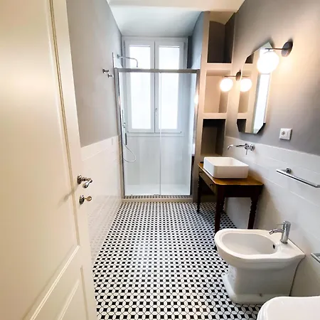 Appartamento Chic Riverside 3-room Next To San Niccolò