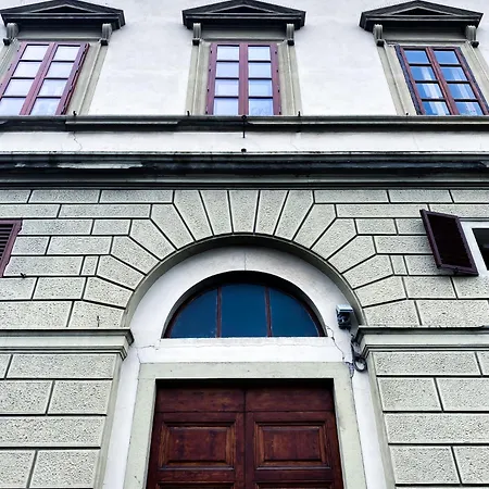 아파트 Chic Riverside 3-room Next To San Niccolo 피렌체